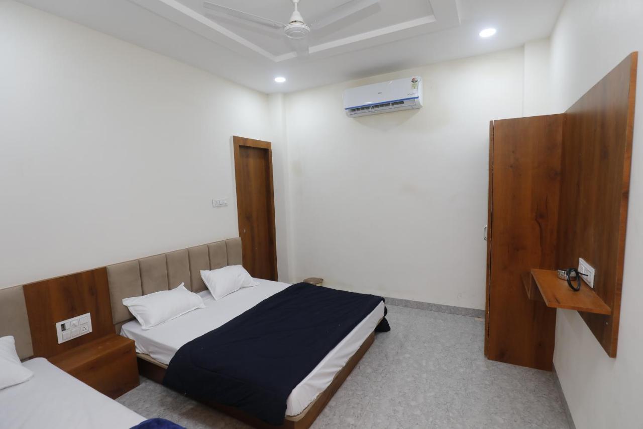 Hotel Garima Ujjain Exterior foto
